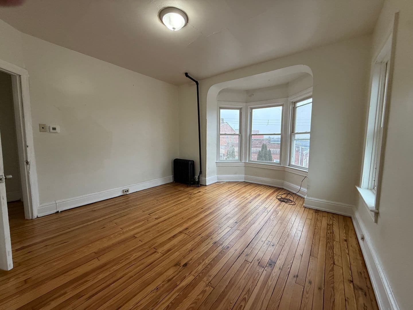 York Apartment: 274 Jefferson St