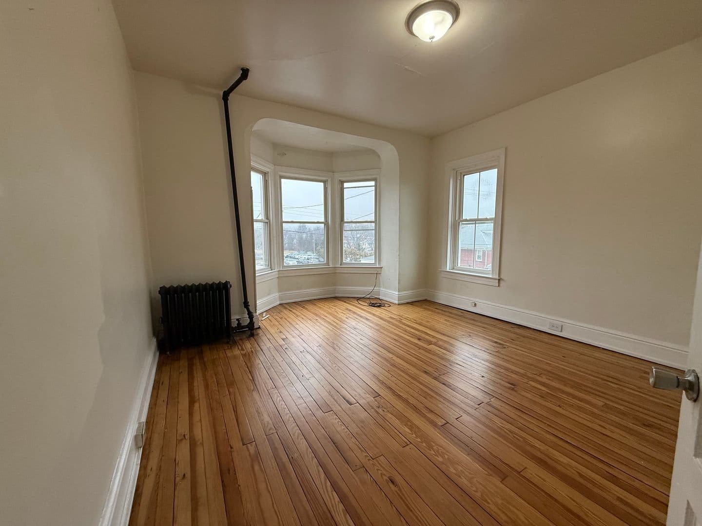 York Apartment: 274 Jefferson St