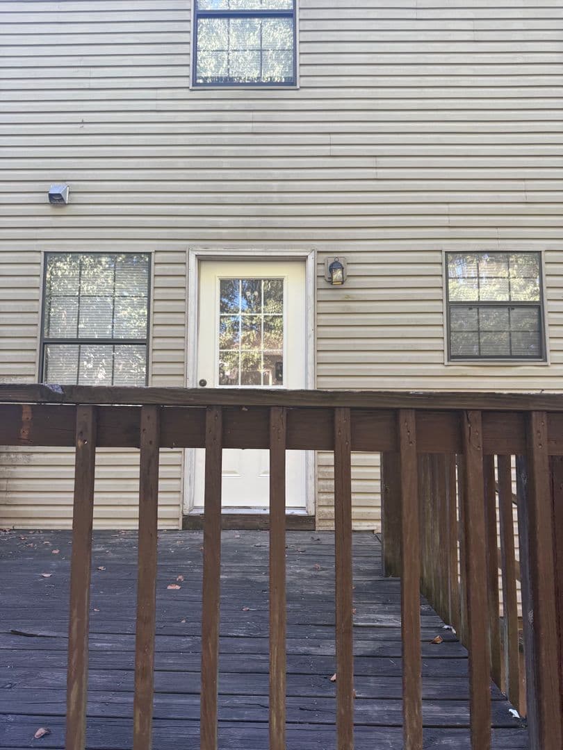 Bowling Green Apartment: 2050 Clover Court