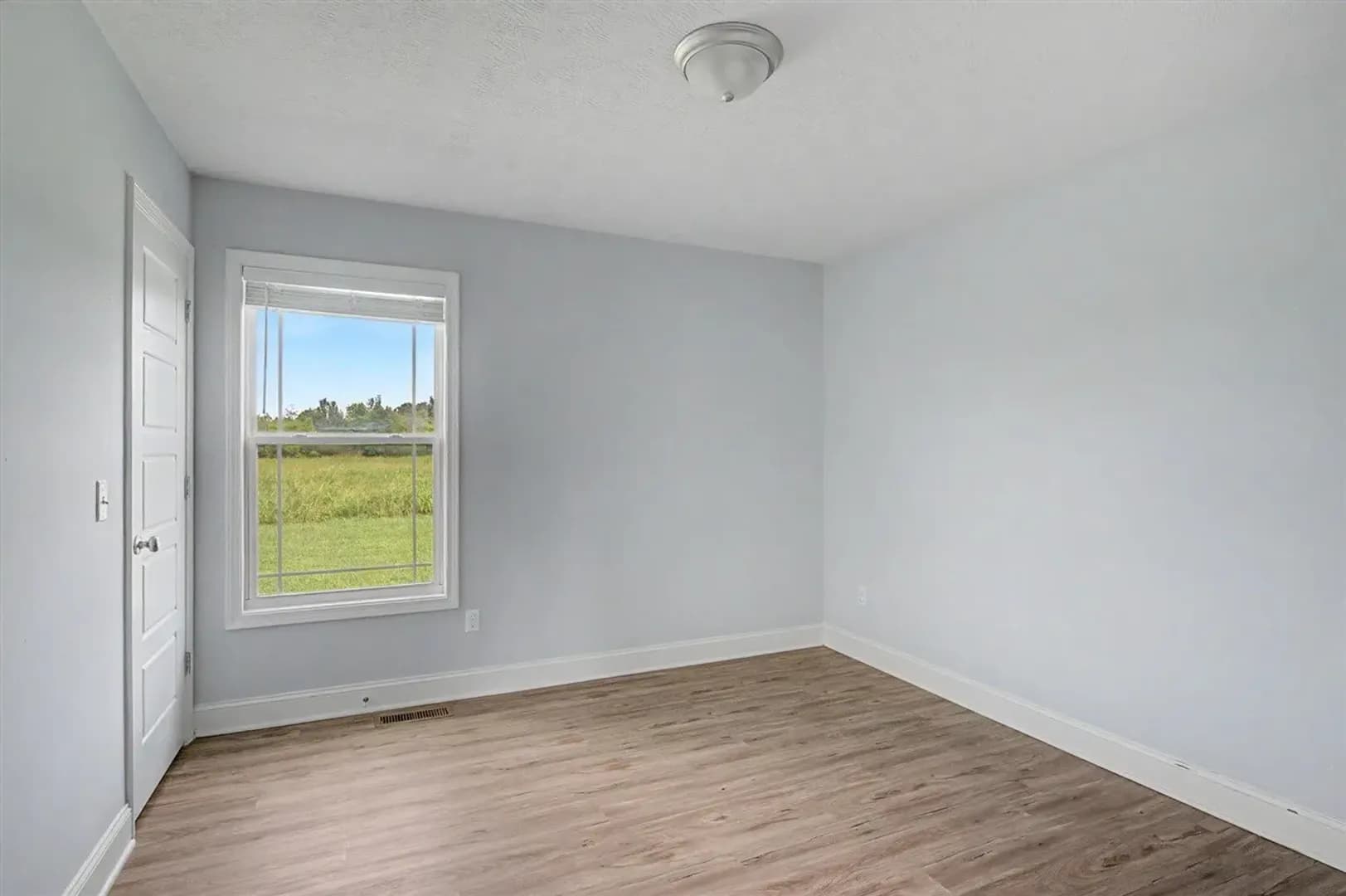 Bowling Green House: 680 Northridge Dr (HOA)