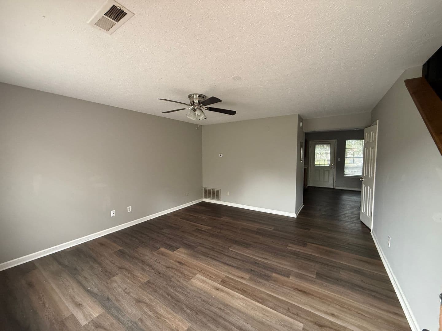 Bowling Green Apartment: 2050 Clover Court