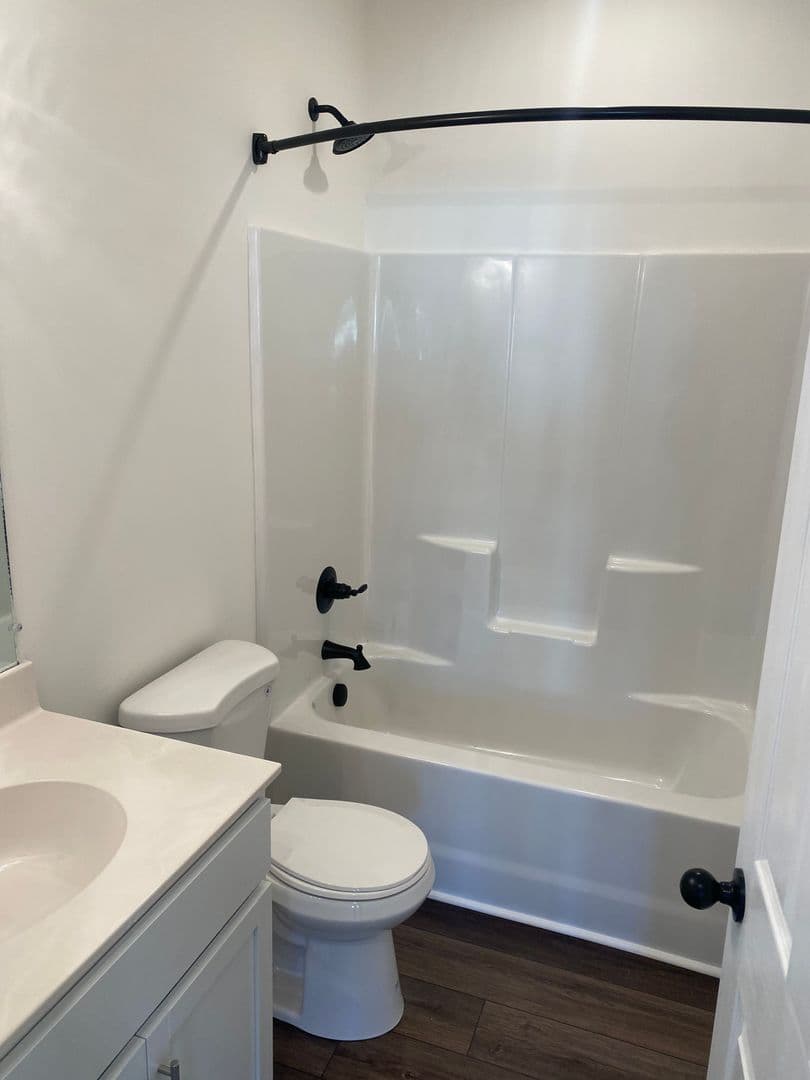 Bowling Green House: 881 McFadin Station Ct
