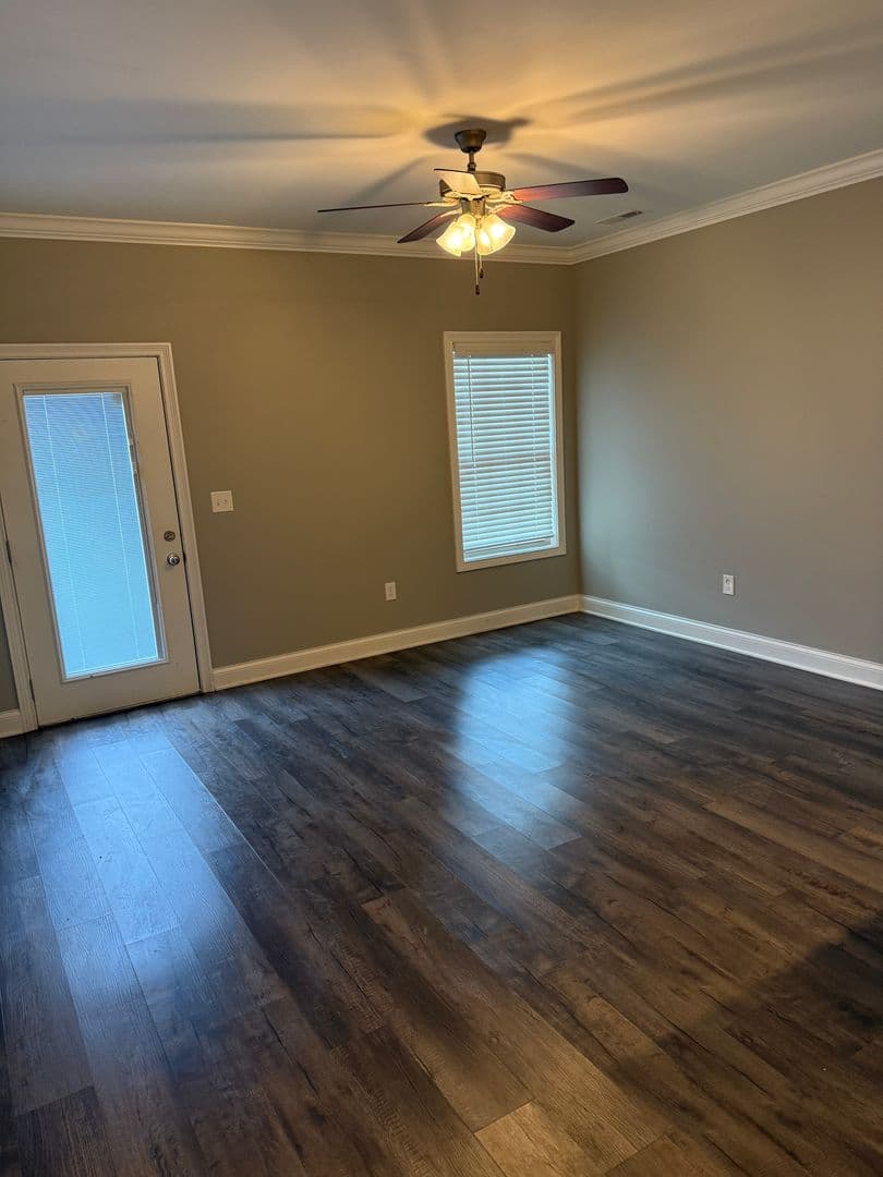 Bowling Green Apartment: 5882 Otte Ct