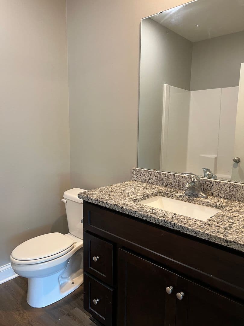 Bowling Green Apartment: 5882 Otte Ct