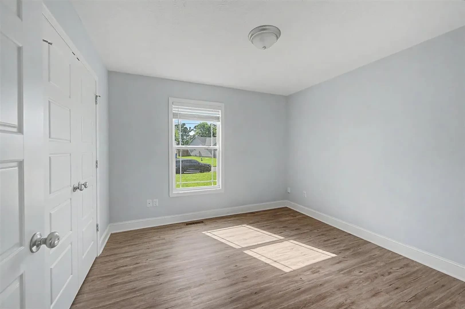 Bowling Green House: 680 Northridge Dr (HOA)
