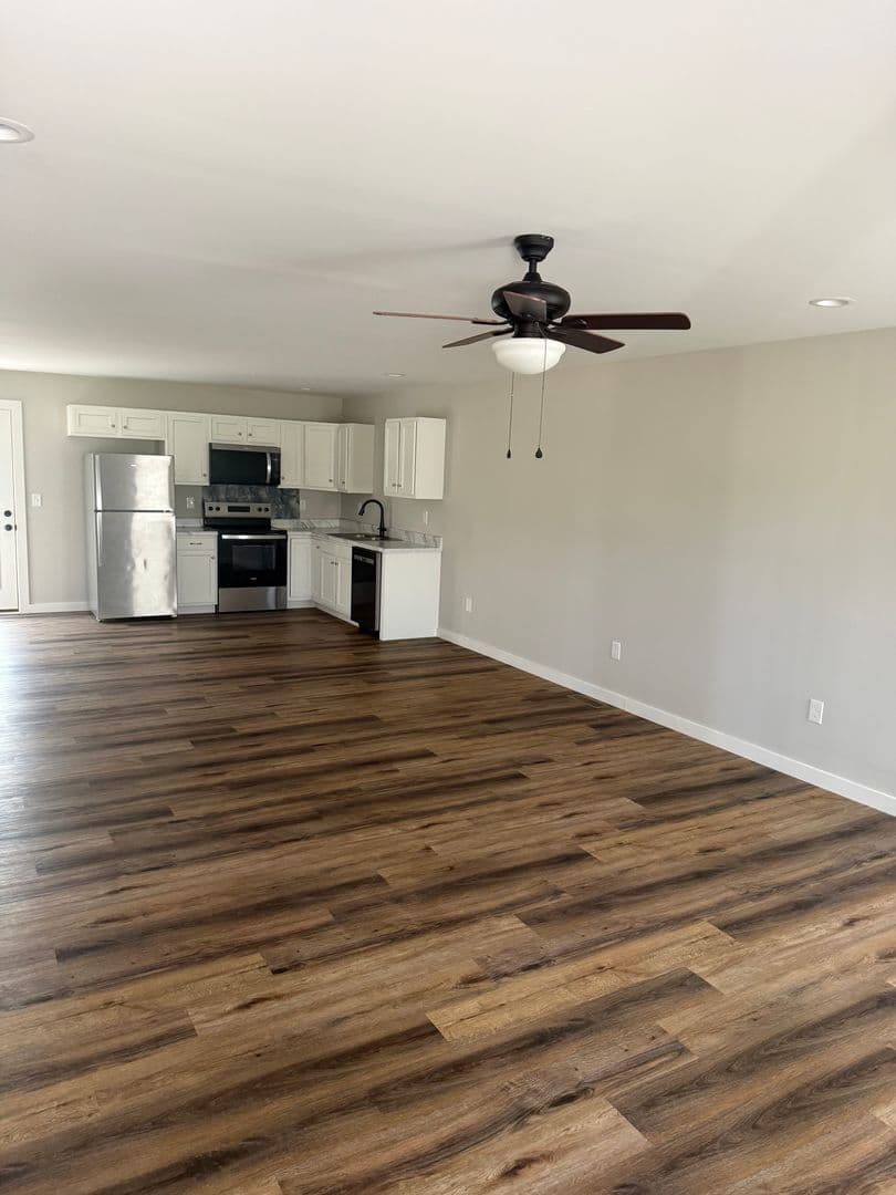 Russellville Apartment: 501 Livy Lane