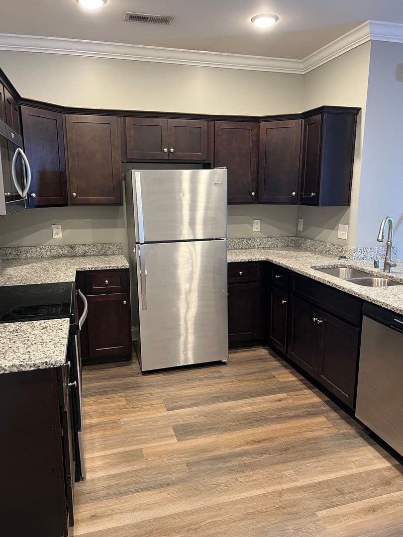 Bowling Green Apartment: 5882 Otte Ct