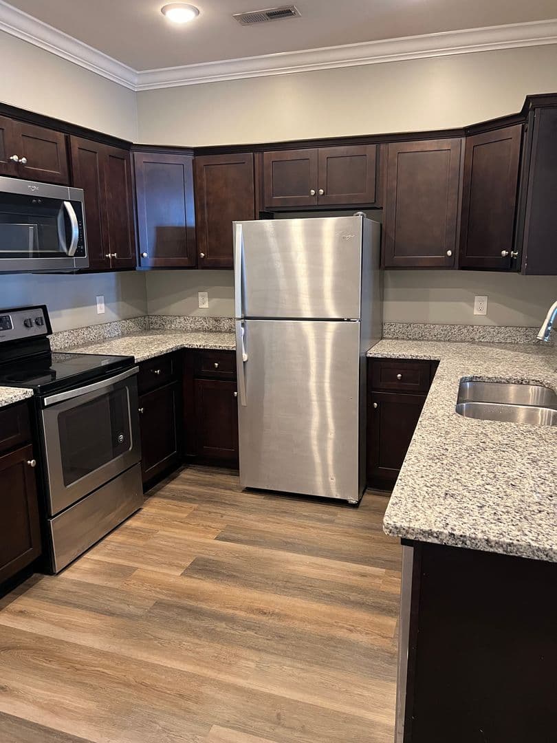 Bowling Green Apartment: 5882 Otte Ct