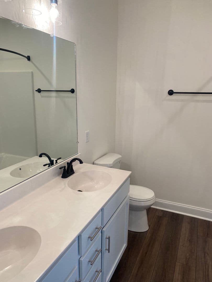 Bowling Green House: 881 McFadin Station Ct