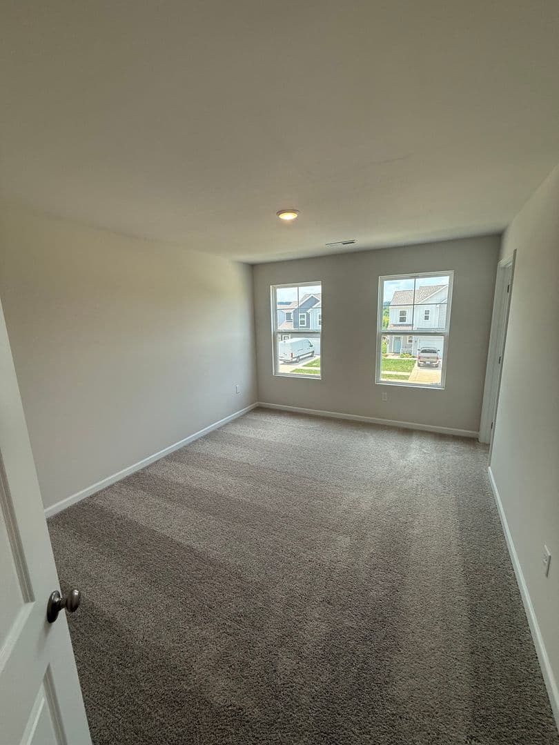 Bowling Green House: 618 Standard Ave