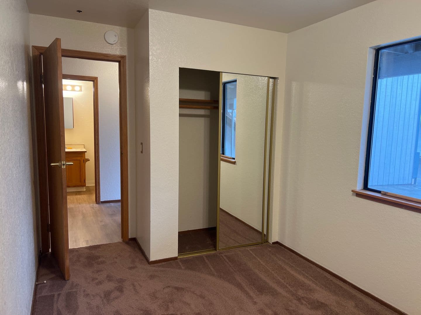 EUREKA Apartment: 1617 L ST