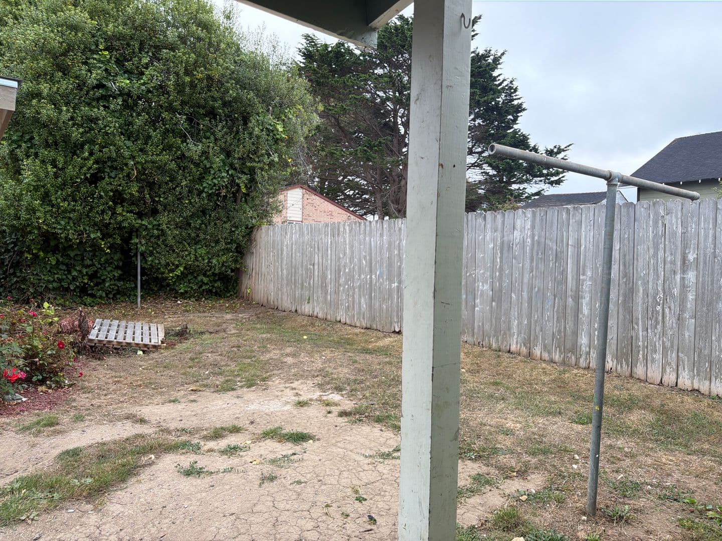 Eureka Apartment: 1321 - 1331  Vernon Street