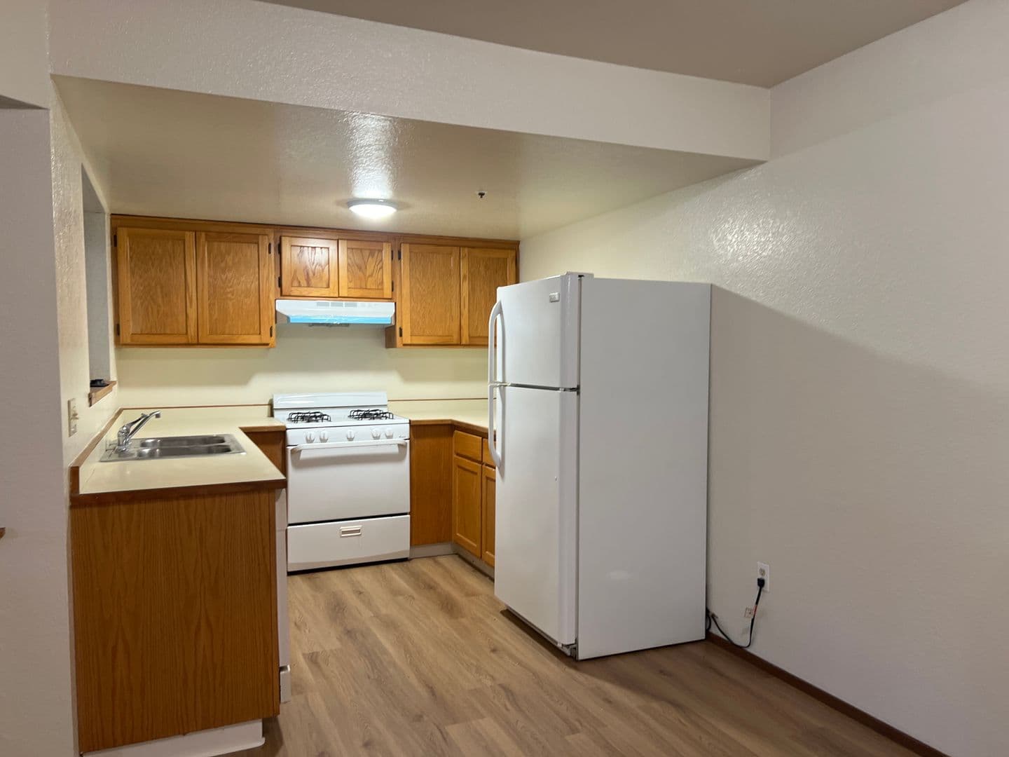 EUREKA Apartment: 1617 L ST