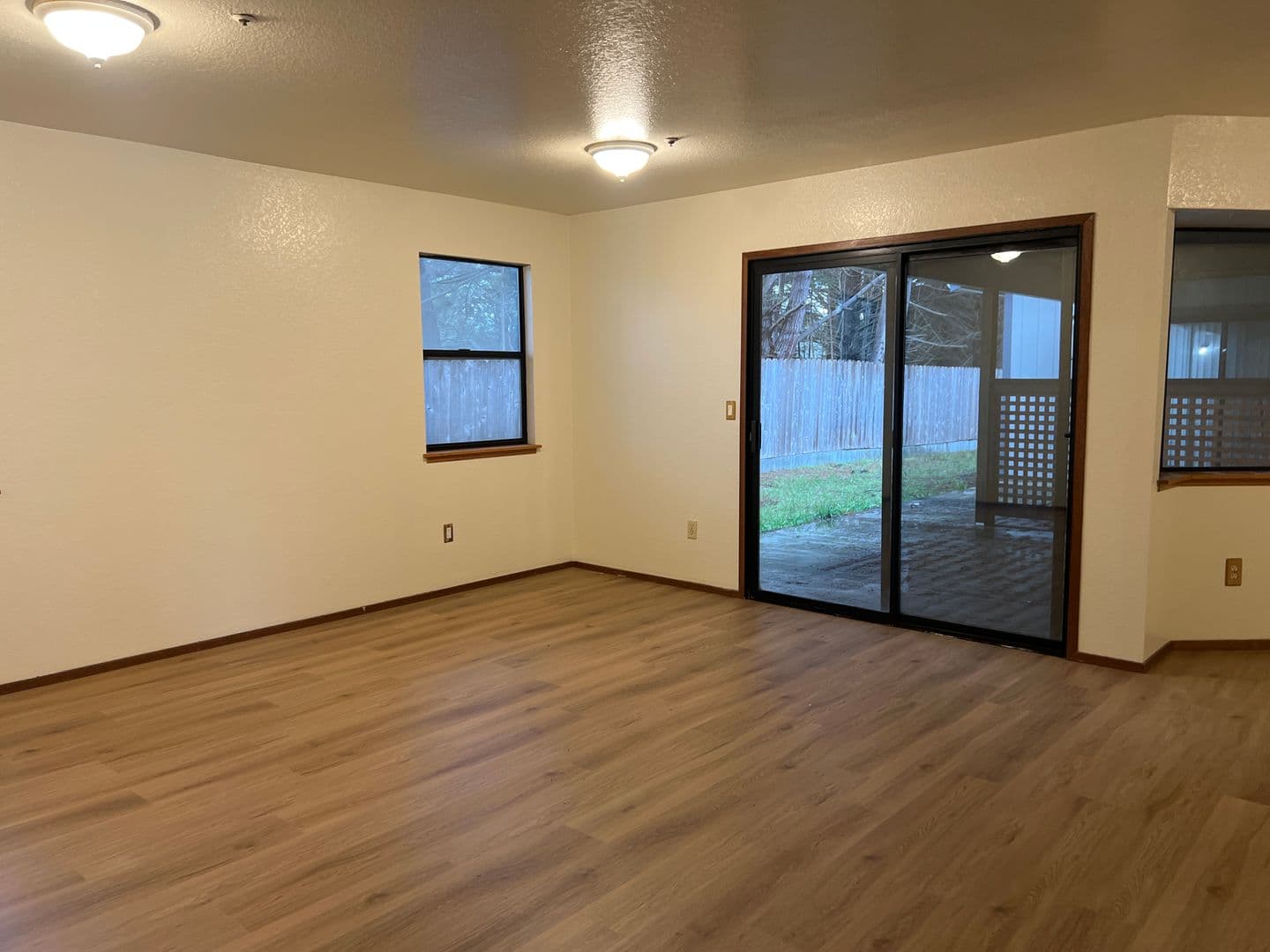 EUREKA Apartment: 1617 L ST