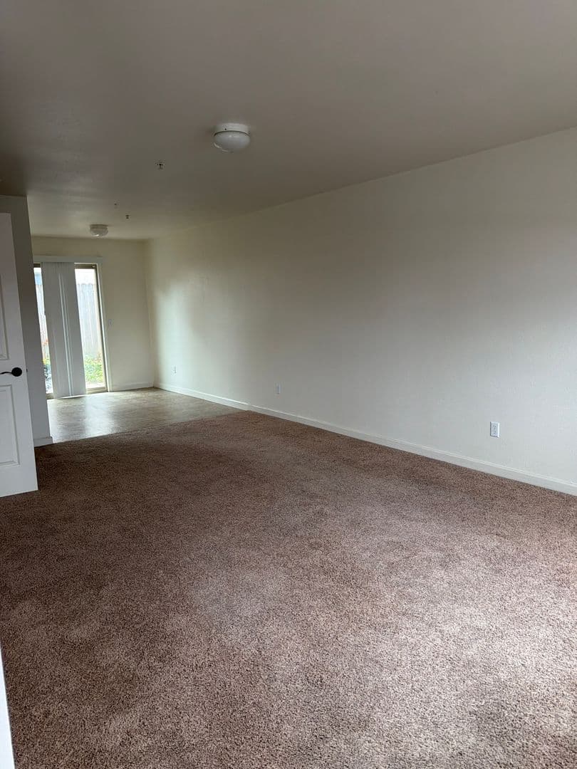 McKinleyville Apartment: 2728 Central Ave