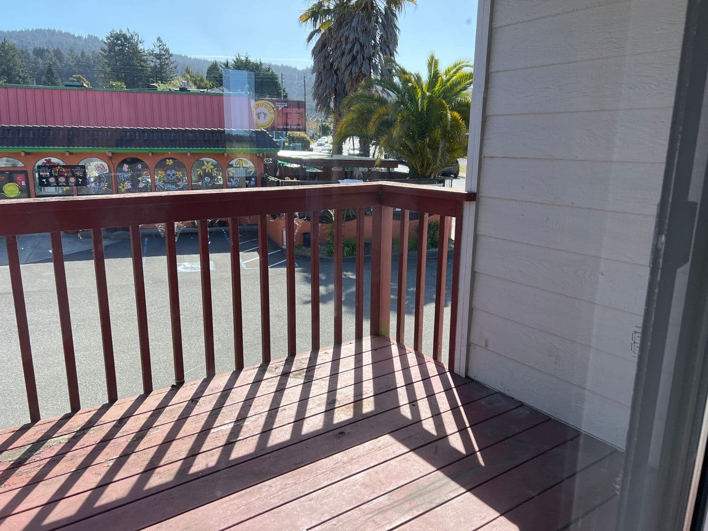 Arcata Apartment: 800 Crescent