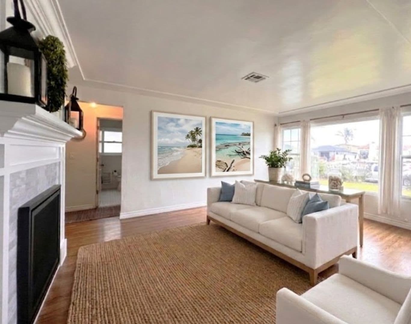 San Diego House: 4405 Santa Monica Ave