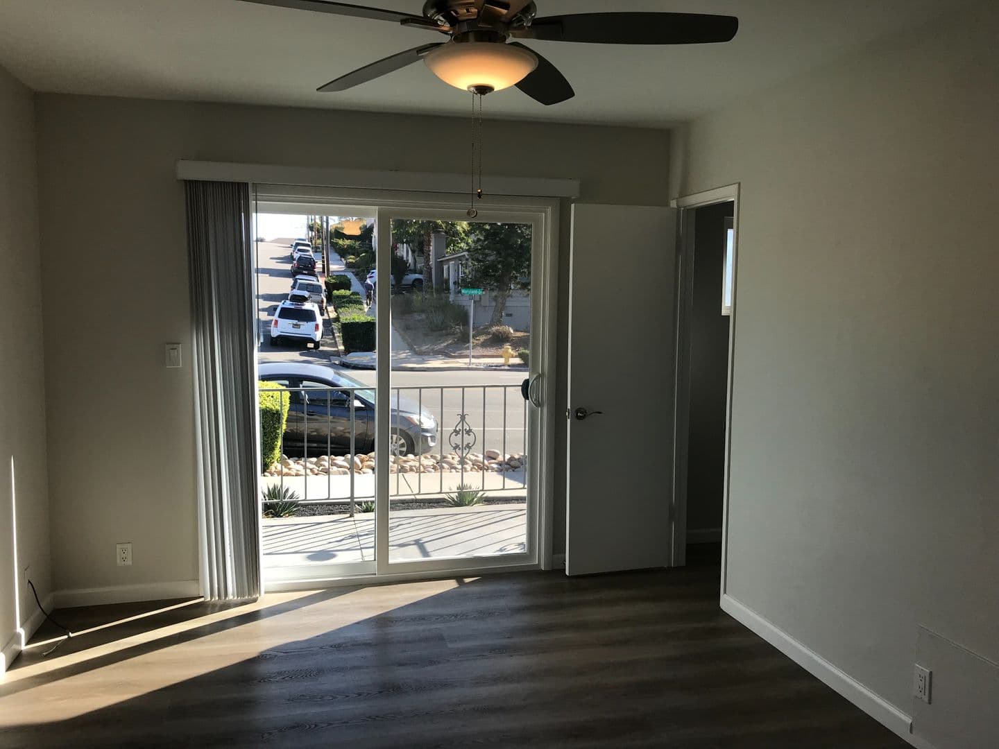 San Diego Apartment: 4298 Maryland St