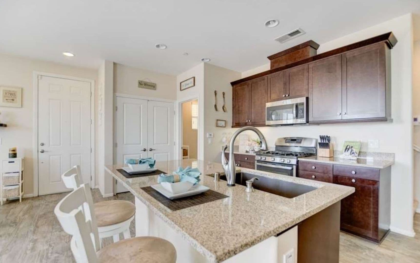 San Diego Townhome: 1785 Saltaire Place Unit 29