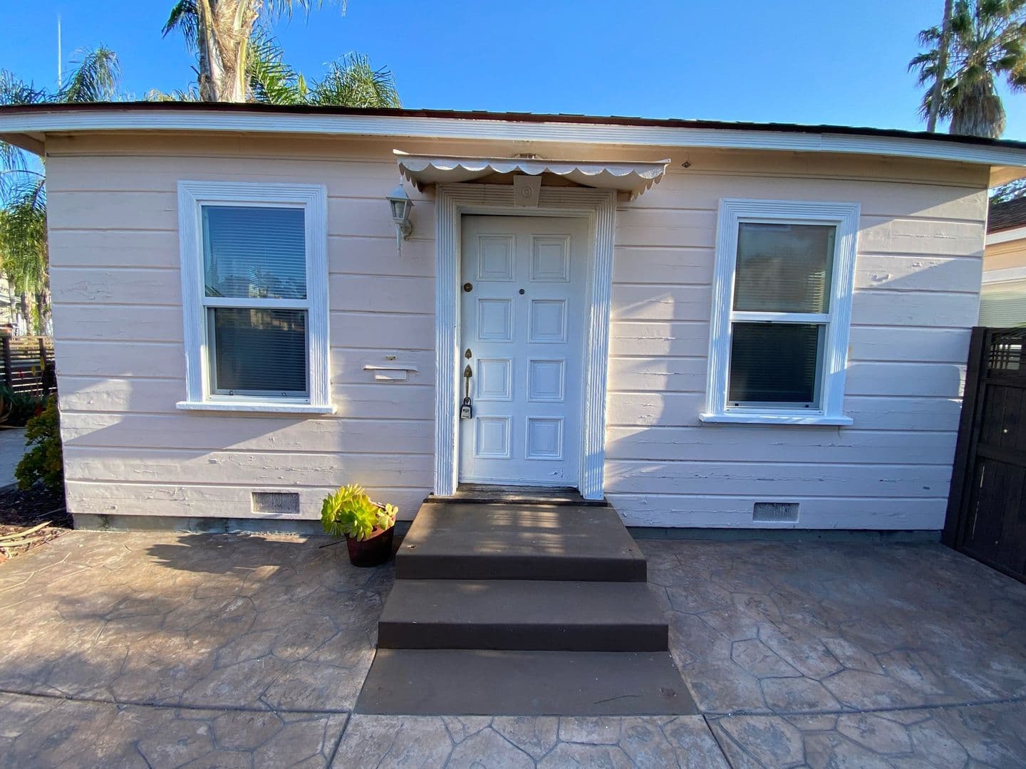 San Diego Apartment: 4083 Iowa St
