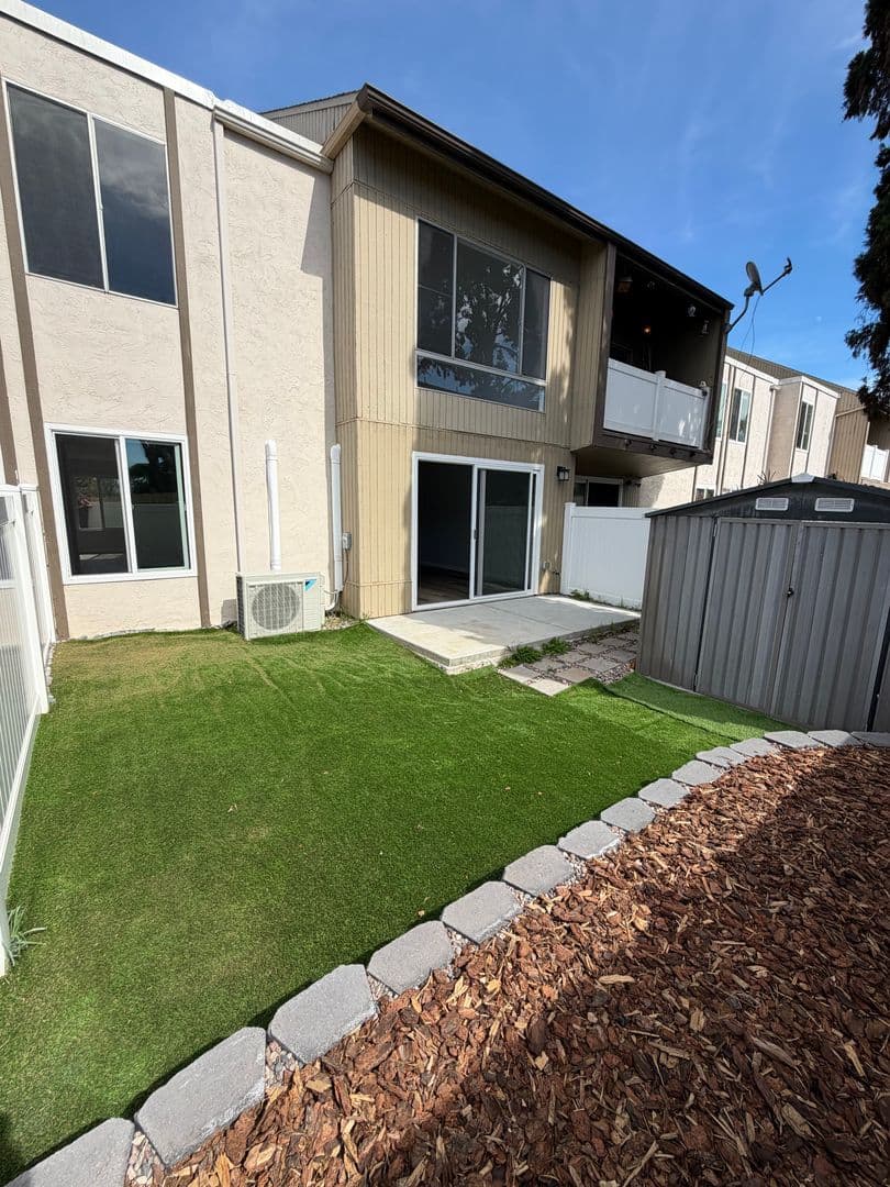 San Diego Condo: 8036 Linda Vista Rd. #1E