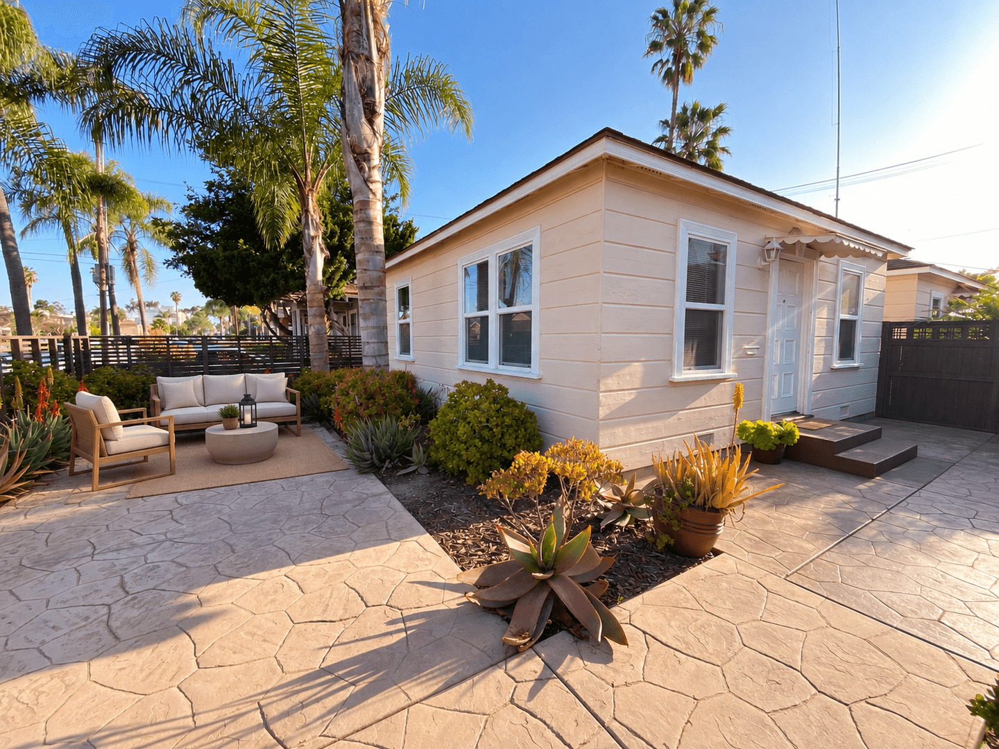 San Diego Apartment: 4083 Iowa St