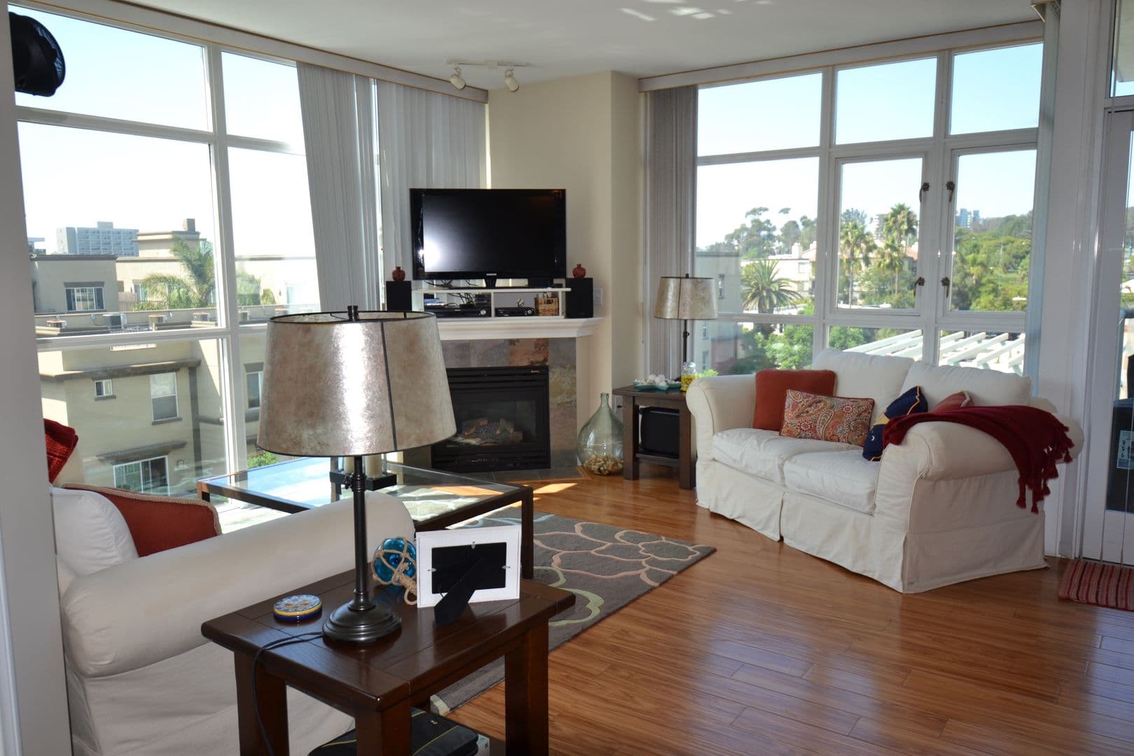 San Diego Condo: 850 Beech St