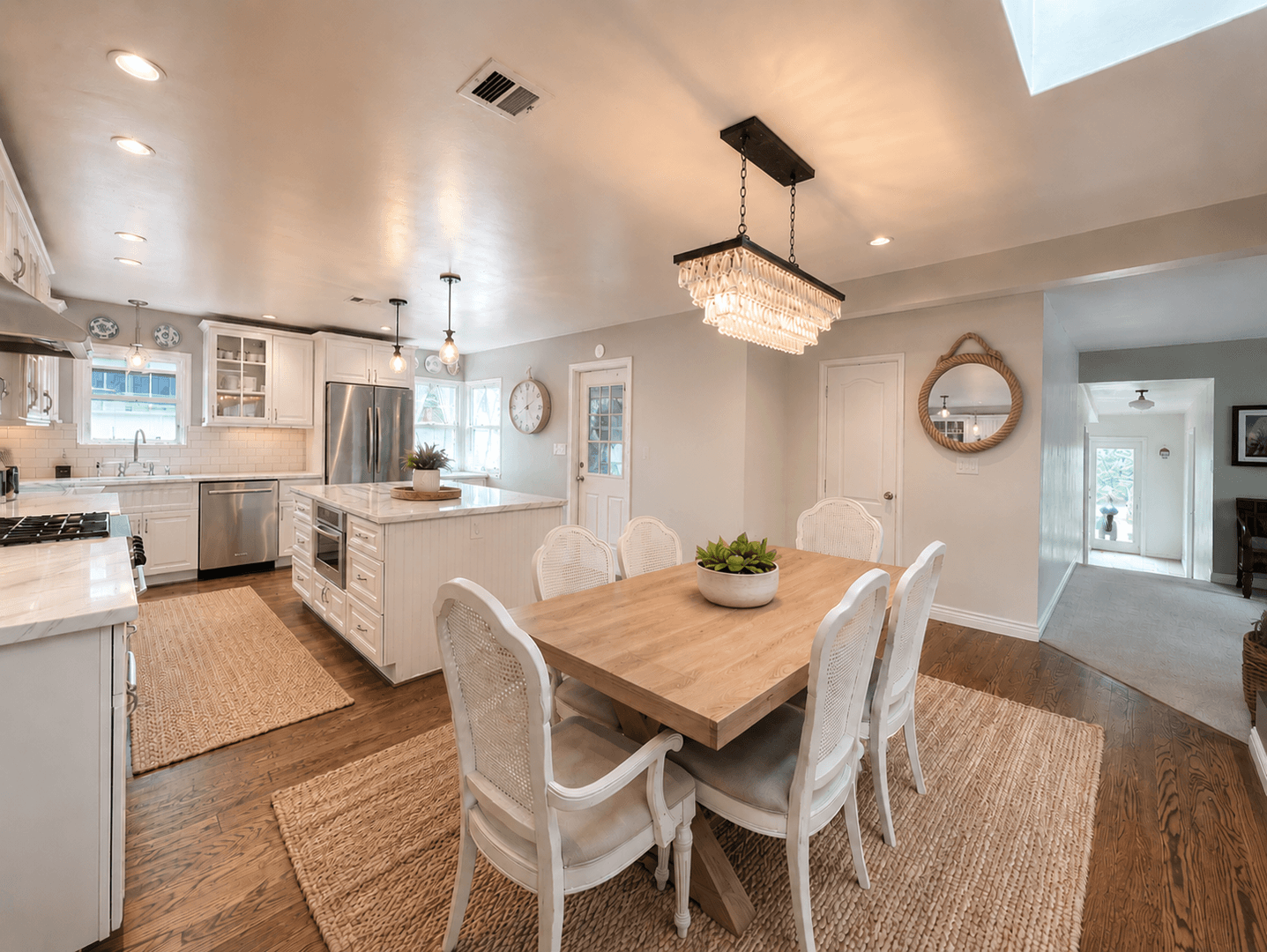 San Diego House: 4405 Santa Monica Ave