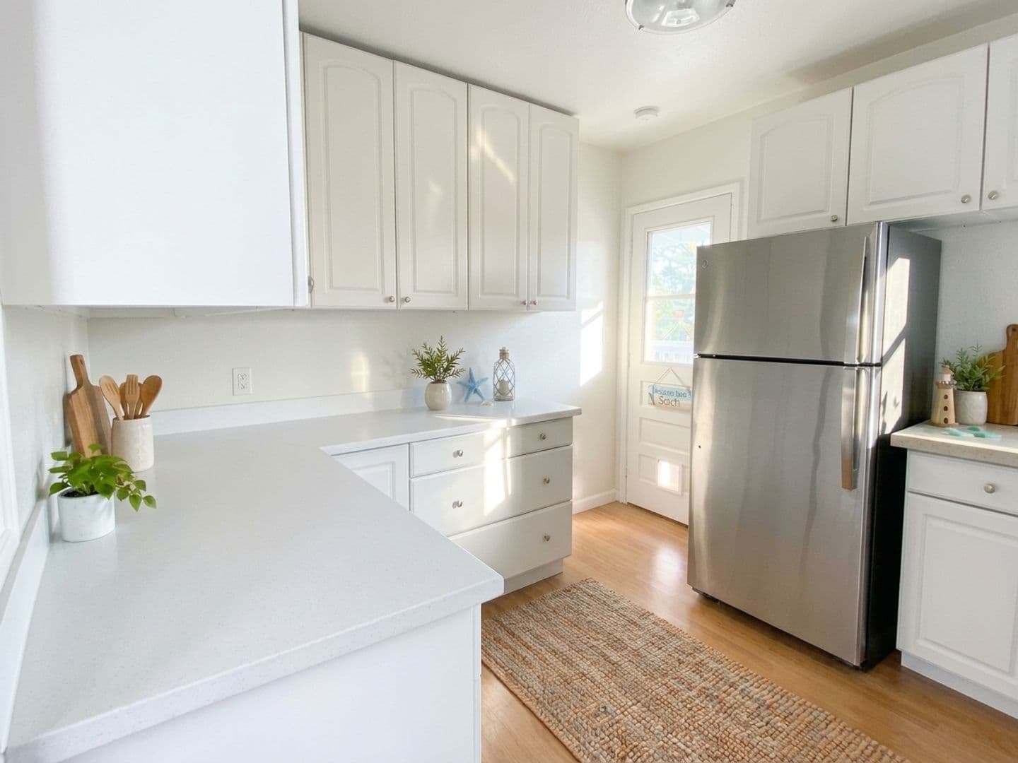San Diego Apartment: 1082 Lincoln Avenue
