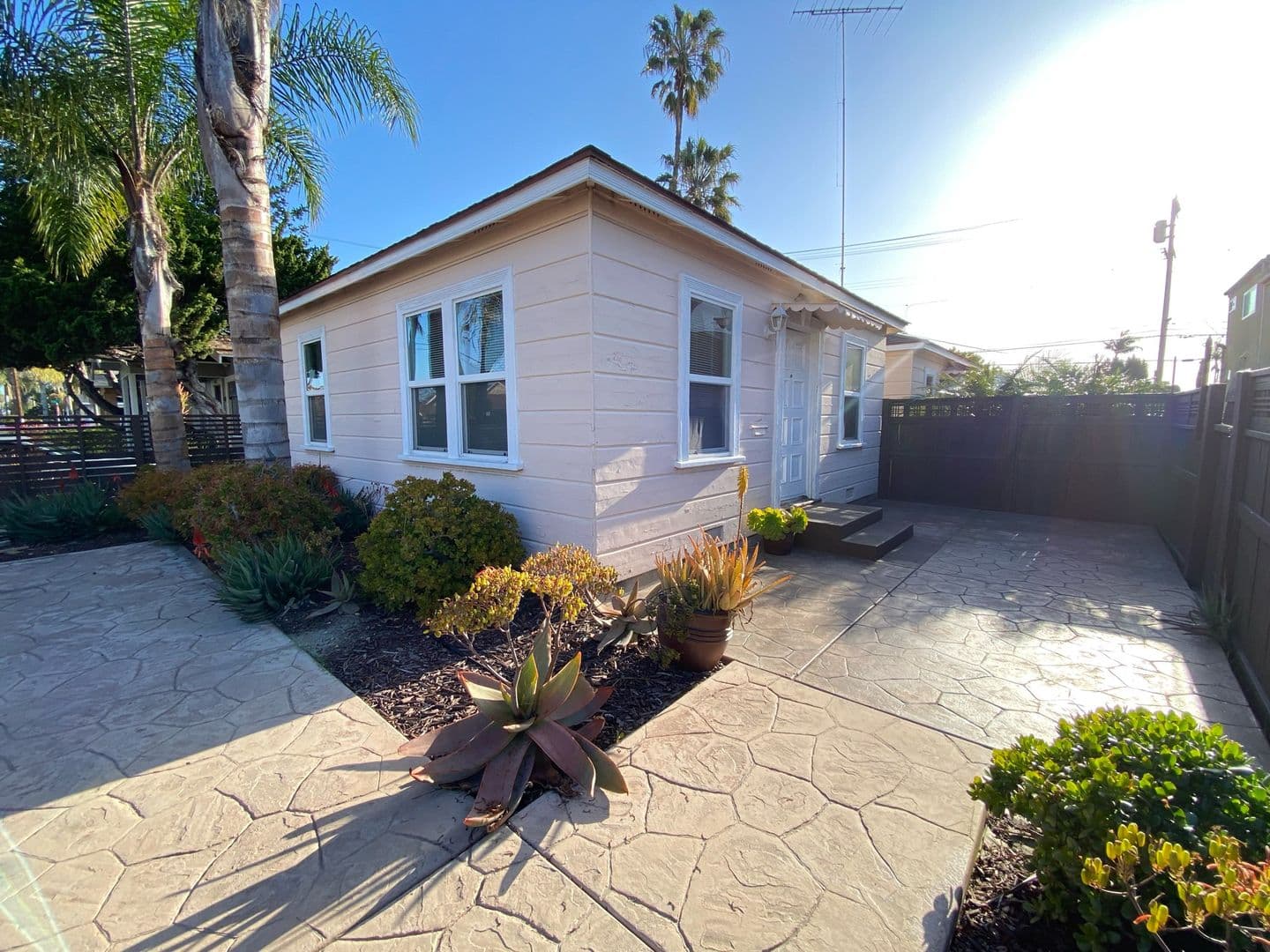 San Diego Apartment: 4083 Iowa St