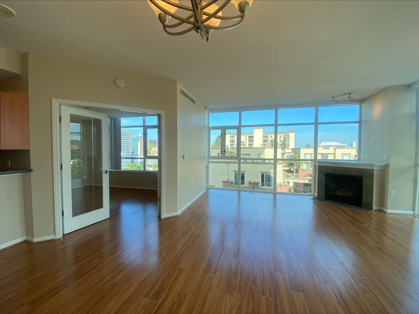 San Diego Condo: 850 Beech St