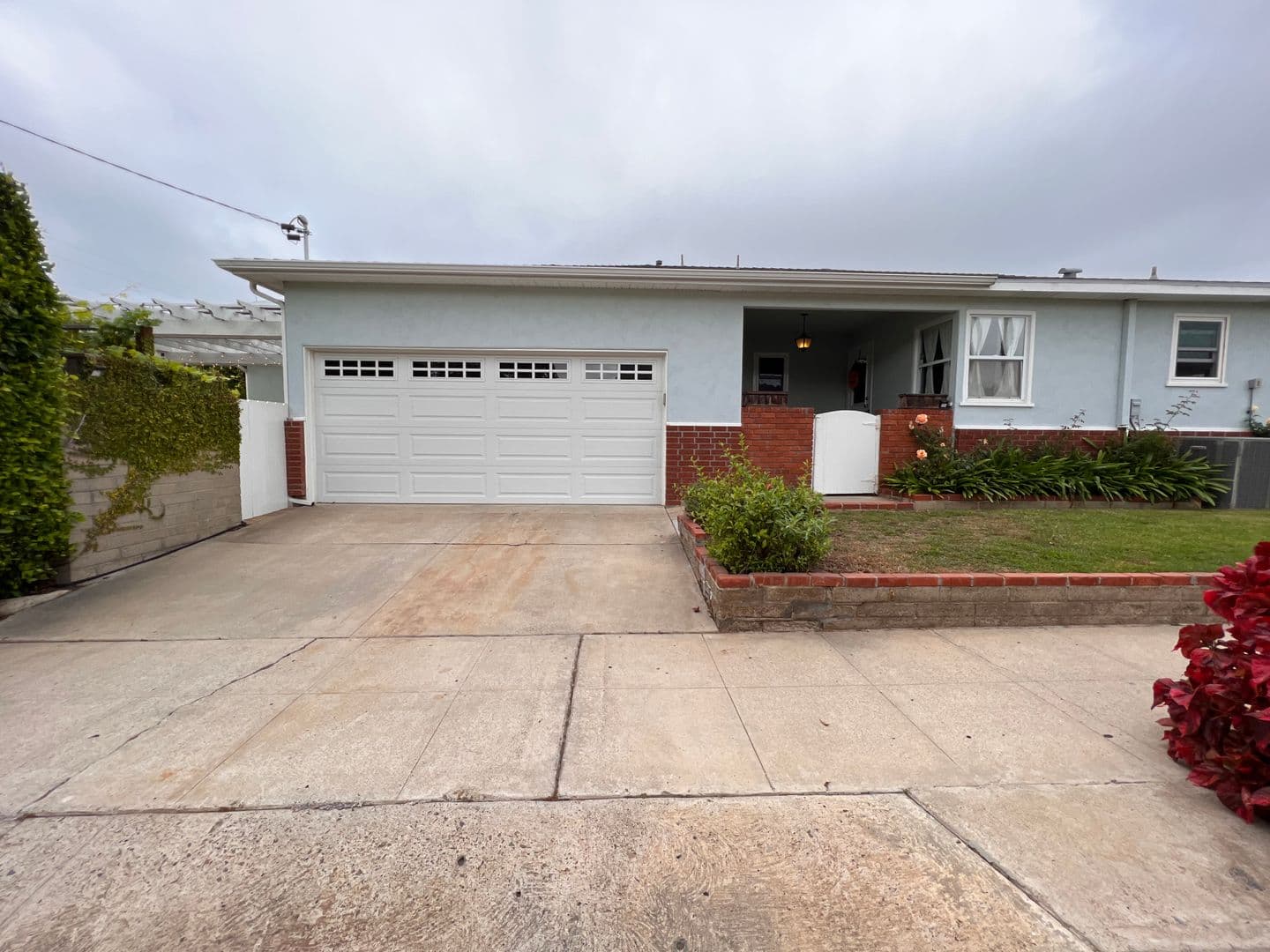 San Diego House: 4405 Santa Monica Ave