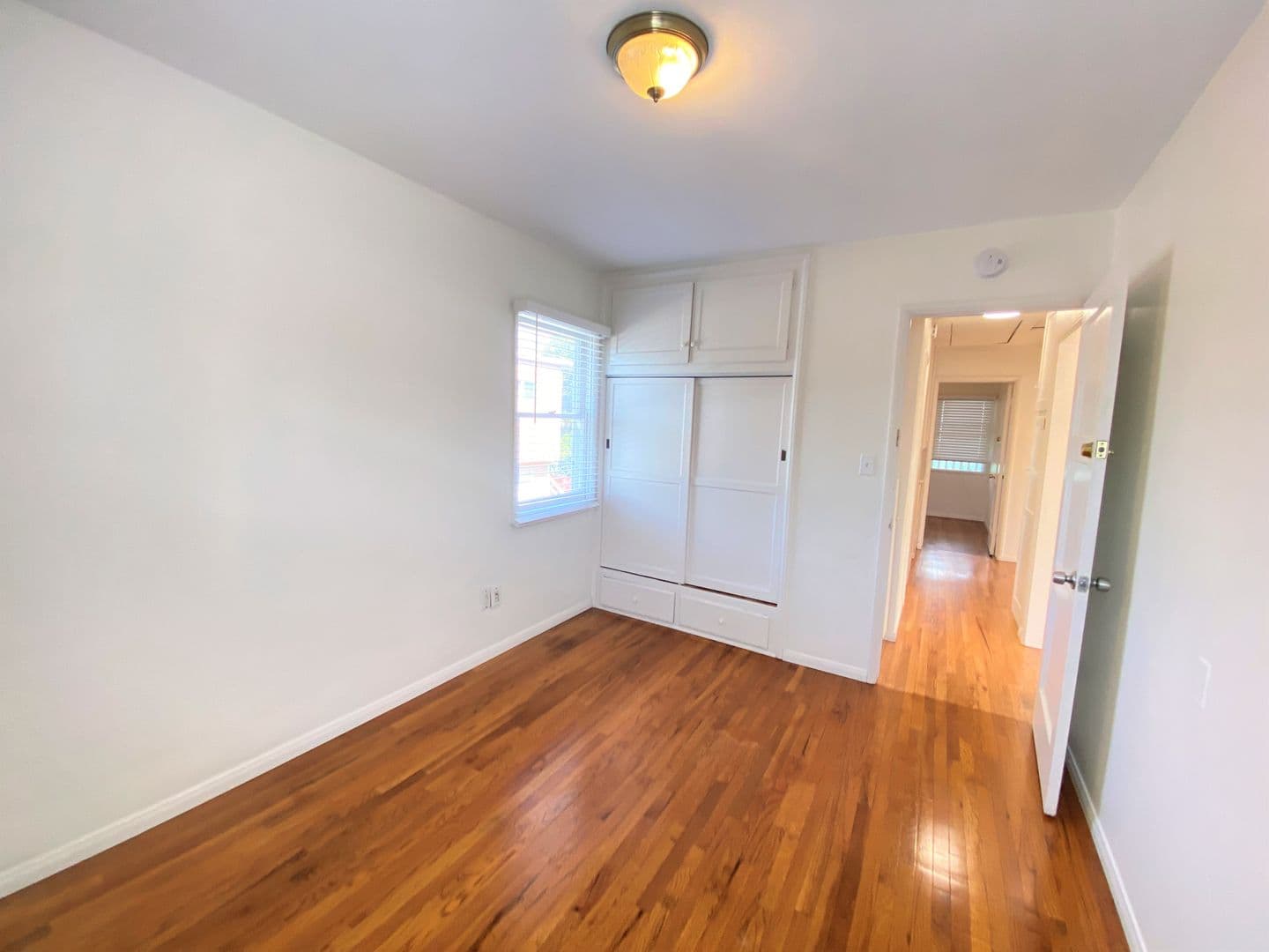 San Diego Apartment: 1082 Lincoln Avenue
