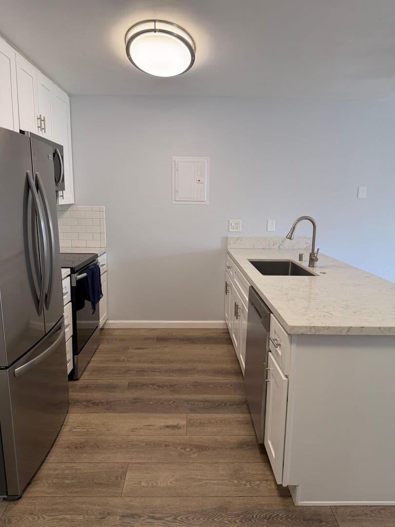 San Diego Condo: 8036 Linda Vista Rd. #1E