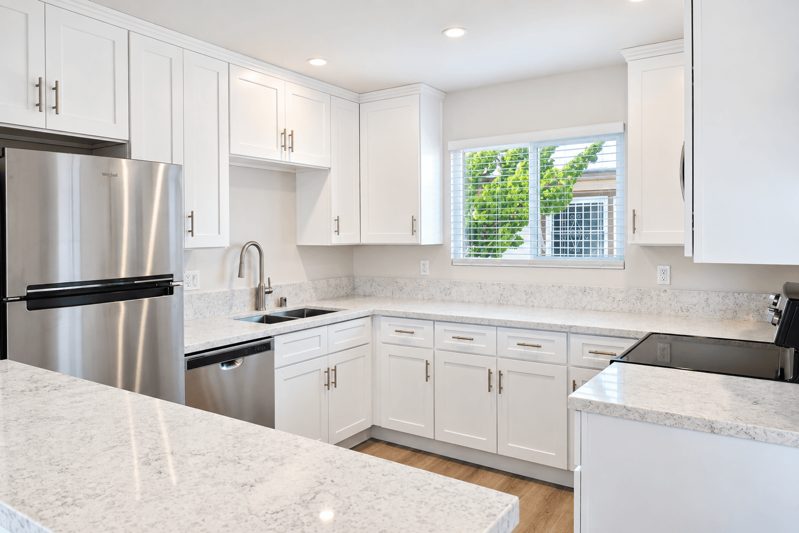 San Diego Apartment: 4298 Maryland St