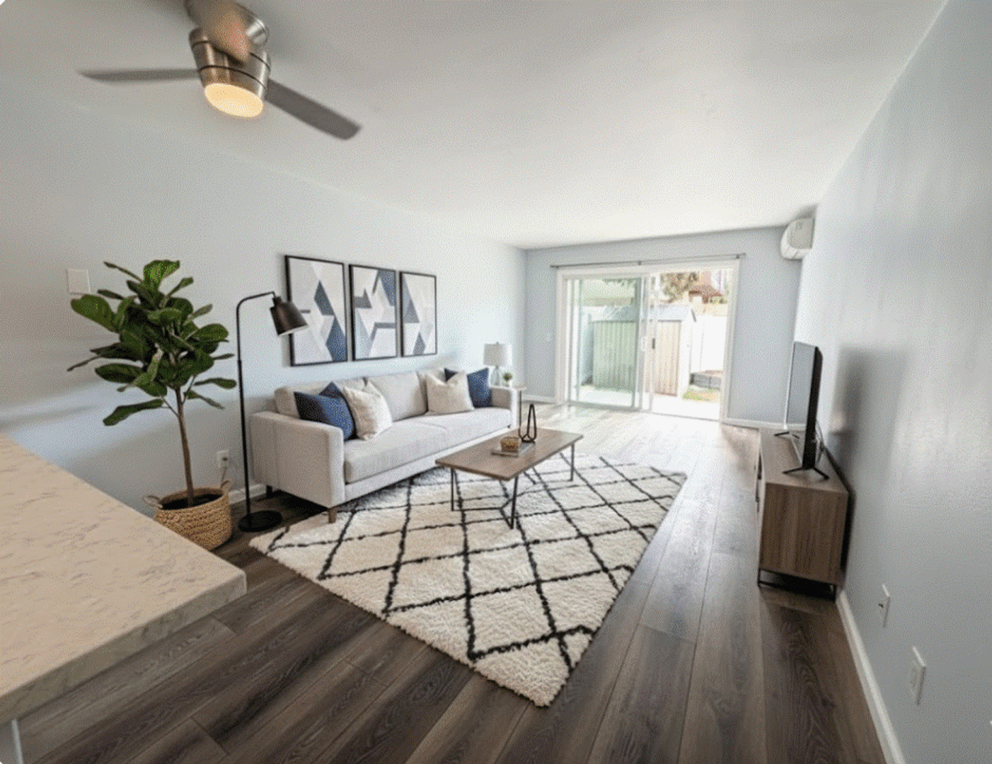 San Diego Condo: 8036 Linda Vista Rd. #1E