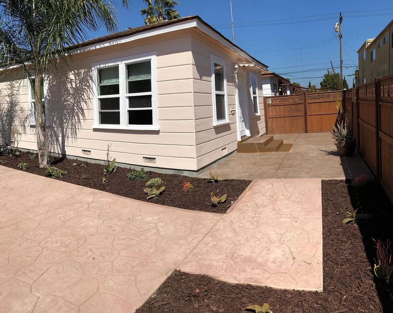 San Diego Apartment: 4083 Iowa St