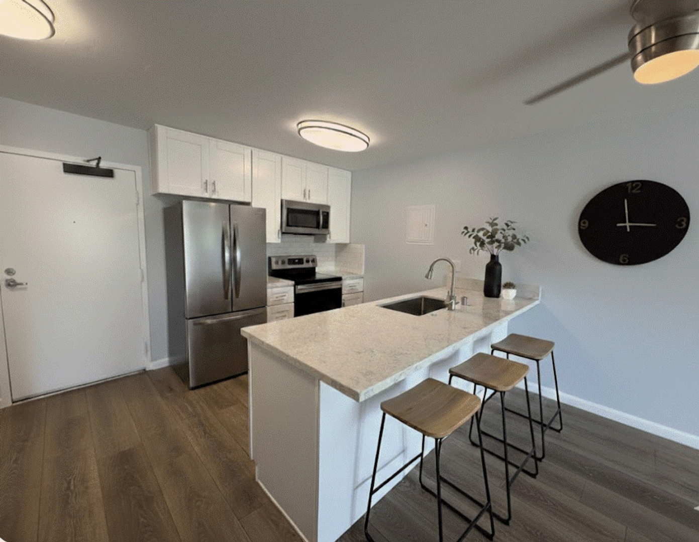San Diego Condo: 8036 Linda Vista Rd. #1E