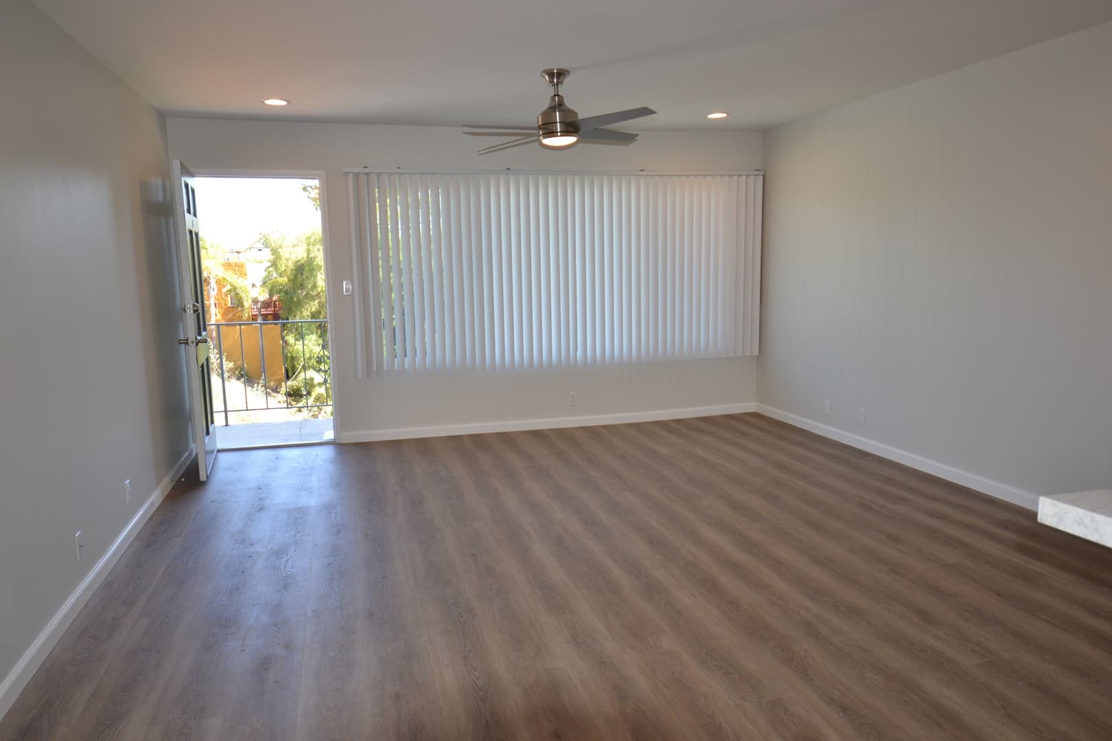 San Diego Apartment: 4298 Maryland St