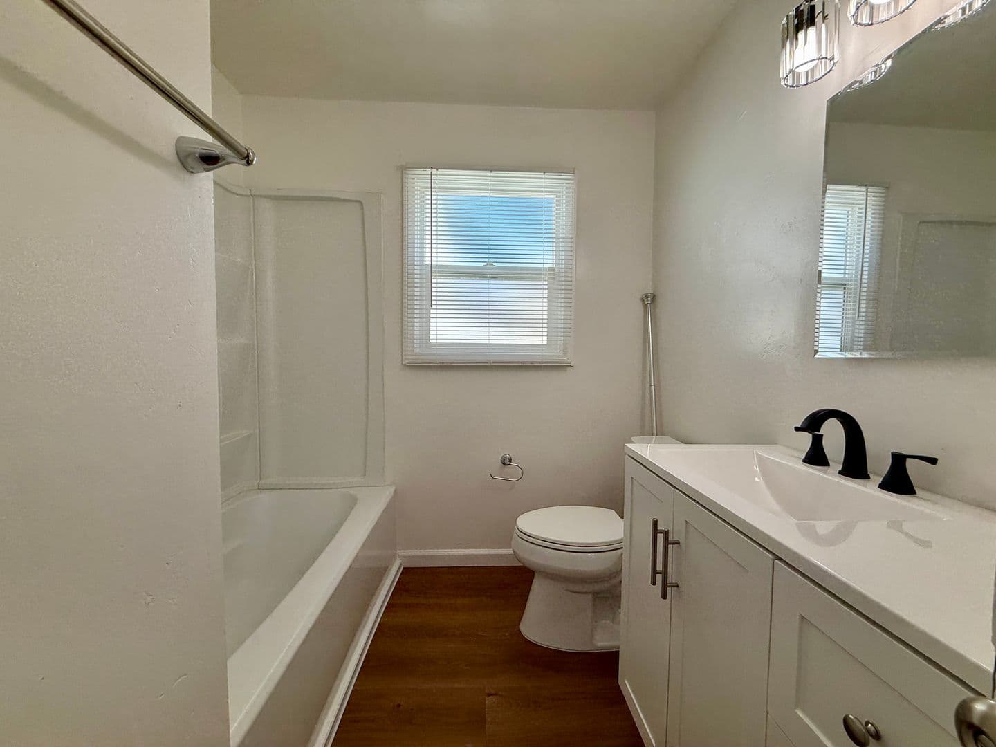 Chula Vista House: 675 E Manor Drive