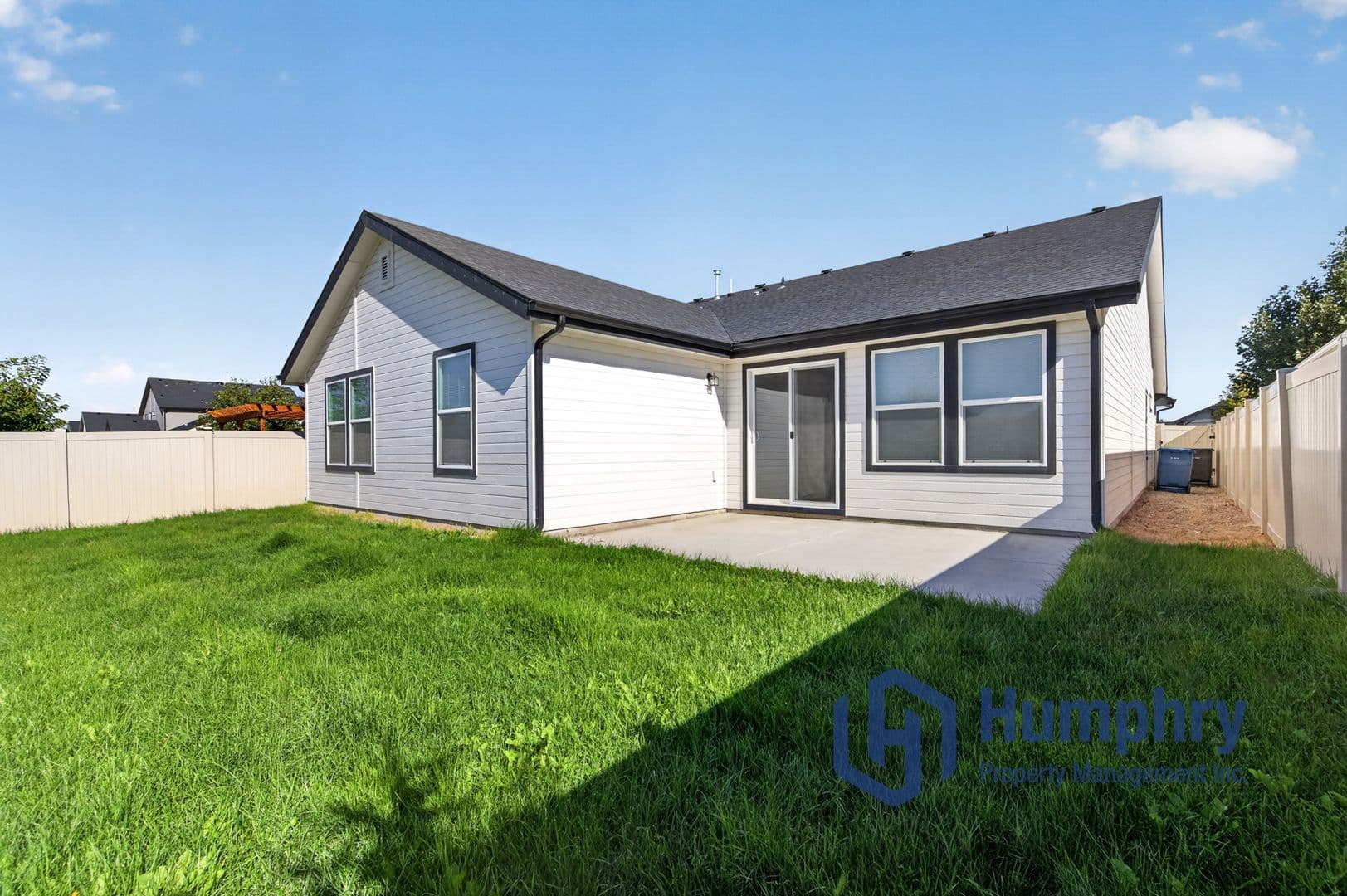 Nampa House: 7613 E Iroquois St