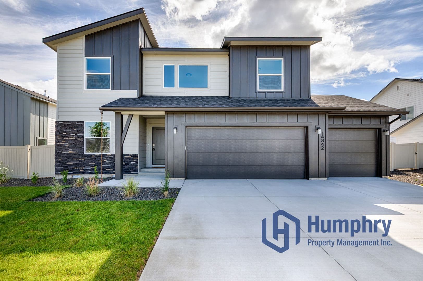 Nampa House: 14842 N Pantanella Way
