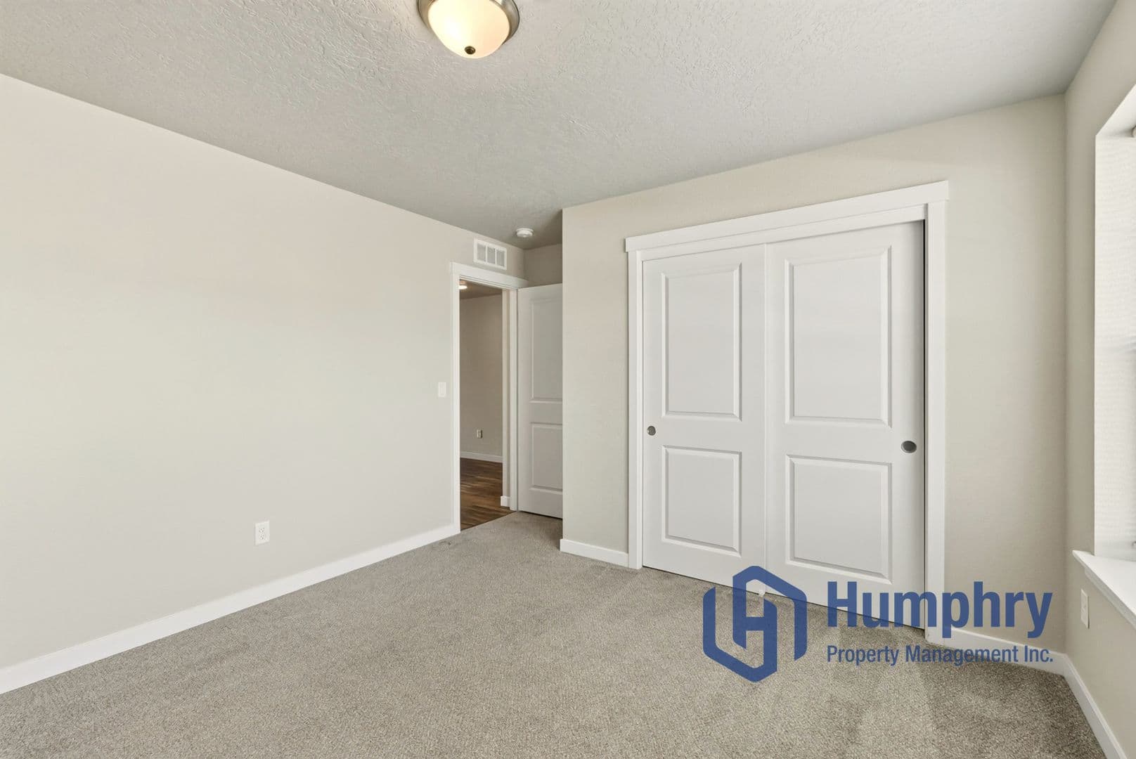 Nampa House: 7613 E Iroquois St