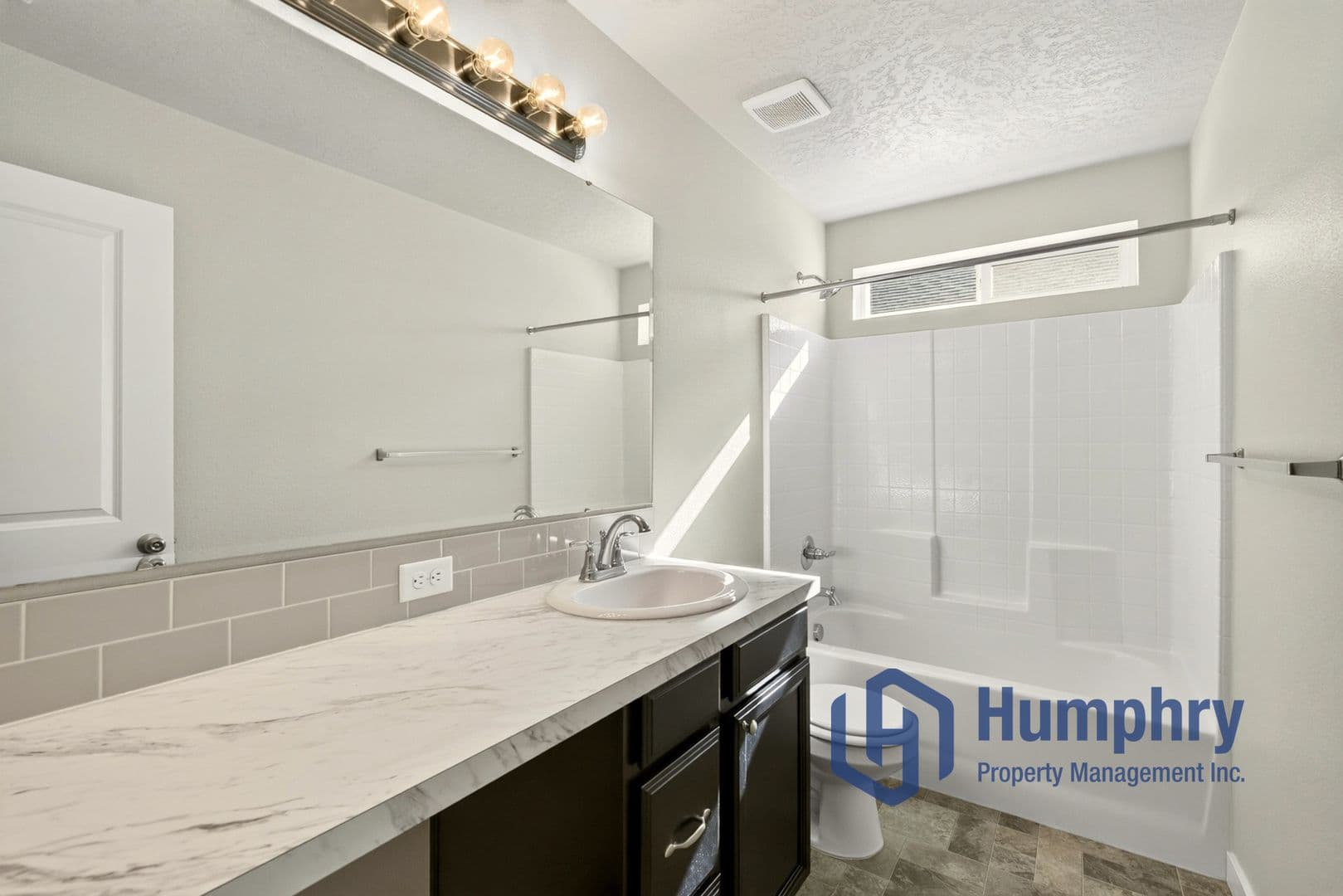 Nampa House: 7613 E Iroquois St
