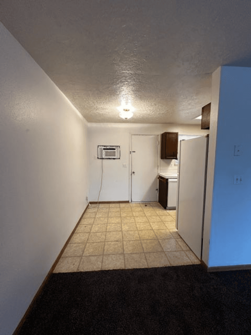 Caldwell Apartment: 3724 Billings Dr. Unit 1-3