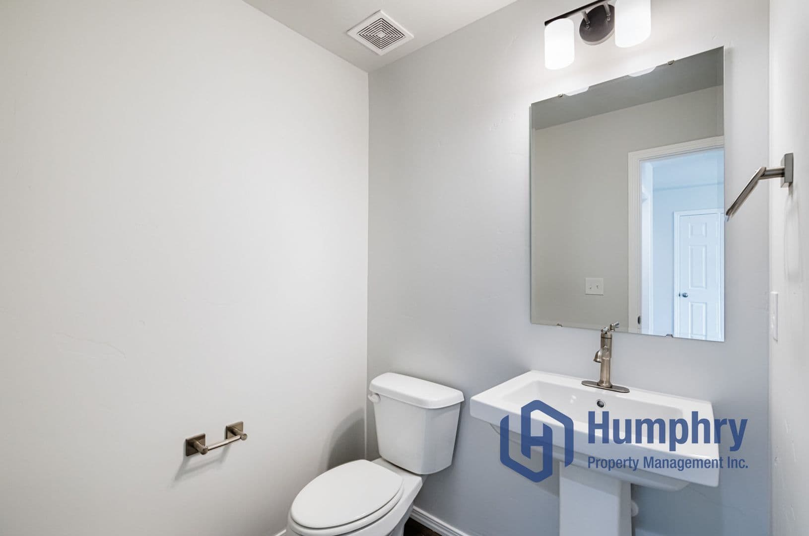 Nampa House: 14842 N Pantanella Way