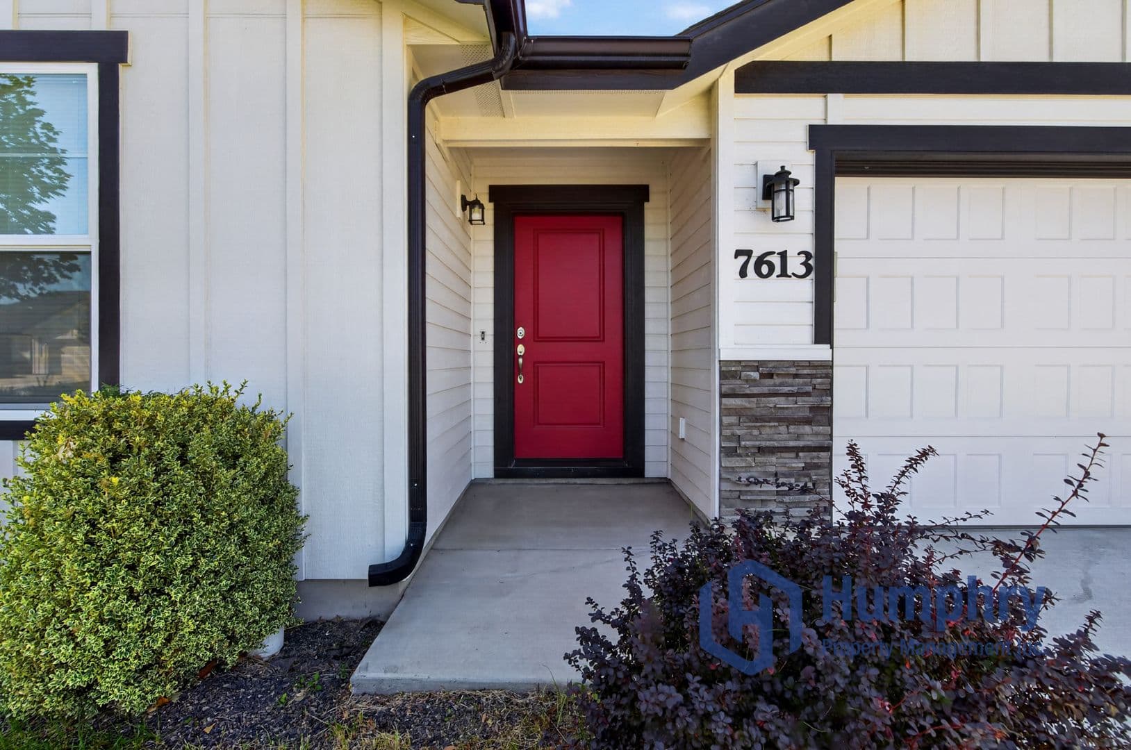 Nampa House: 7613 E Iroquois St
