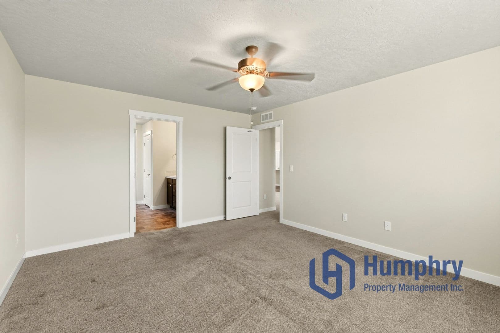 Nampa House: 7613 E Iroquois St