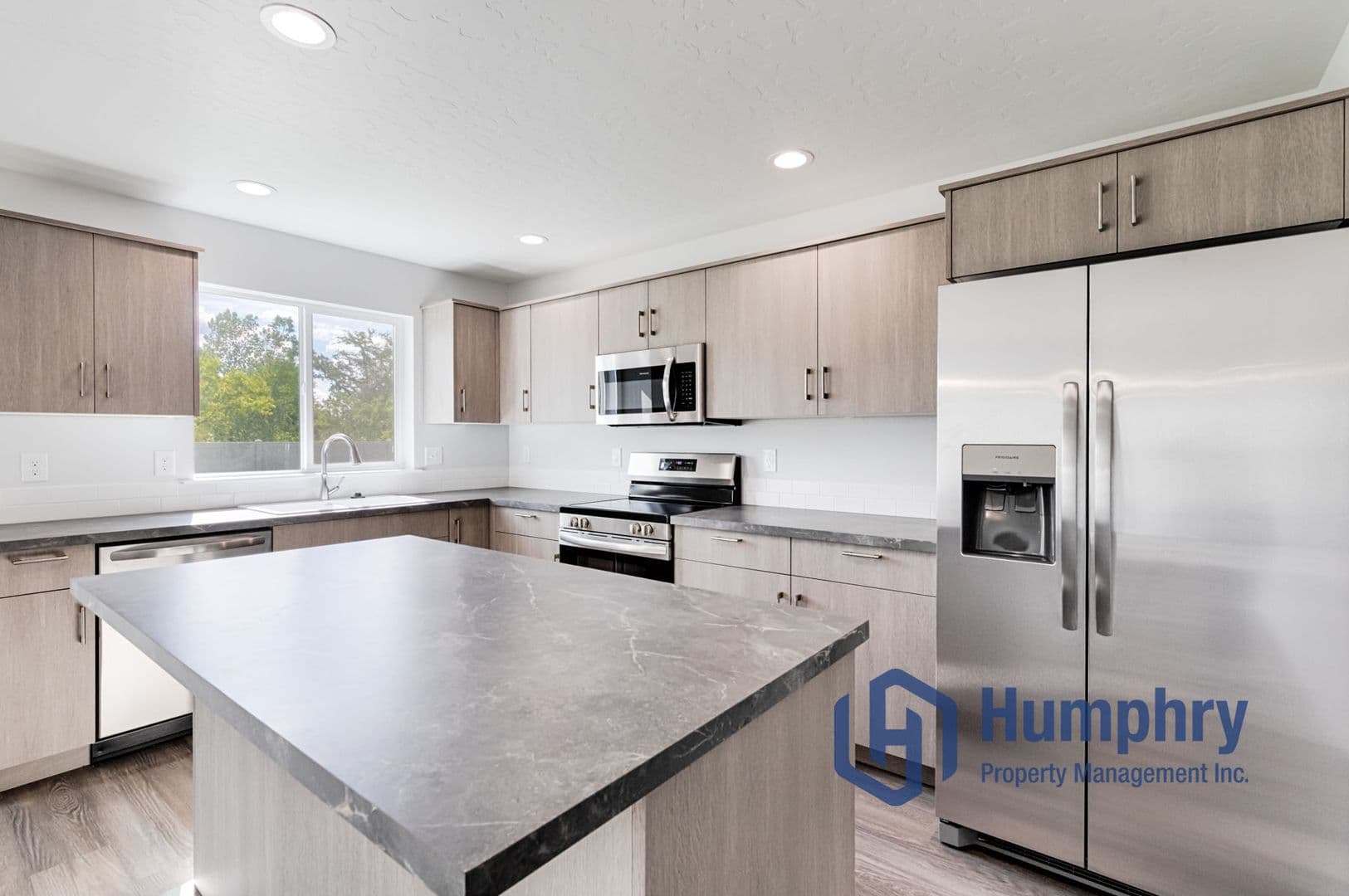 Nampa House: 14842 N Pantanella Way