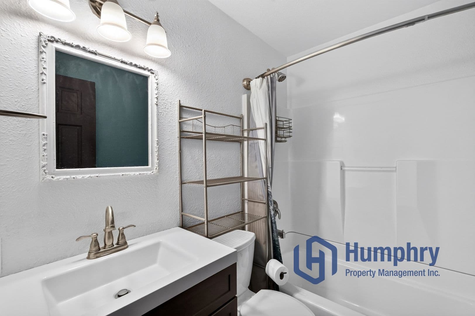 Kuna House: 13159 S Ocotillo Dr